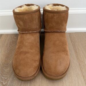 UGG Women Classic Mini II Boots